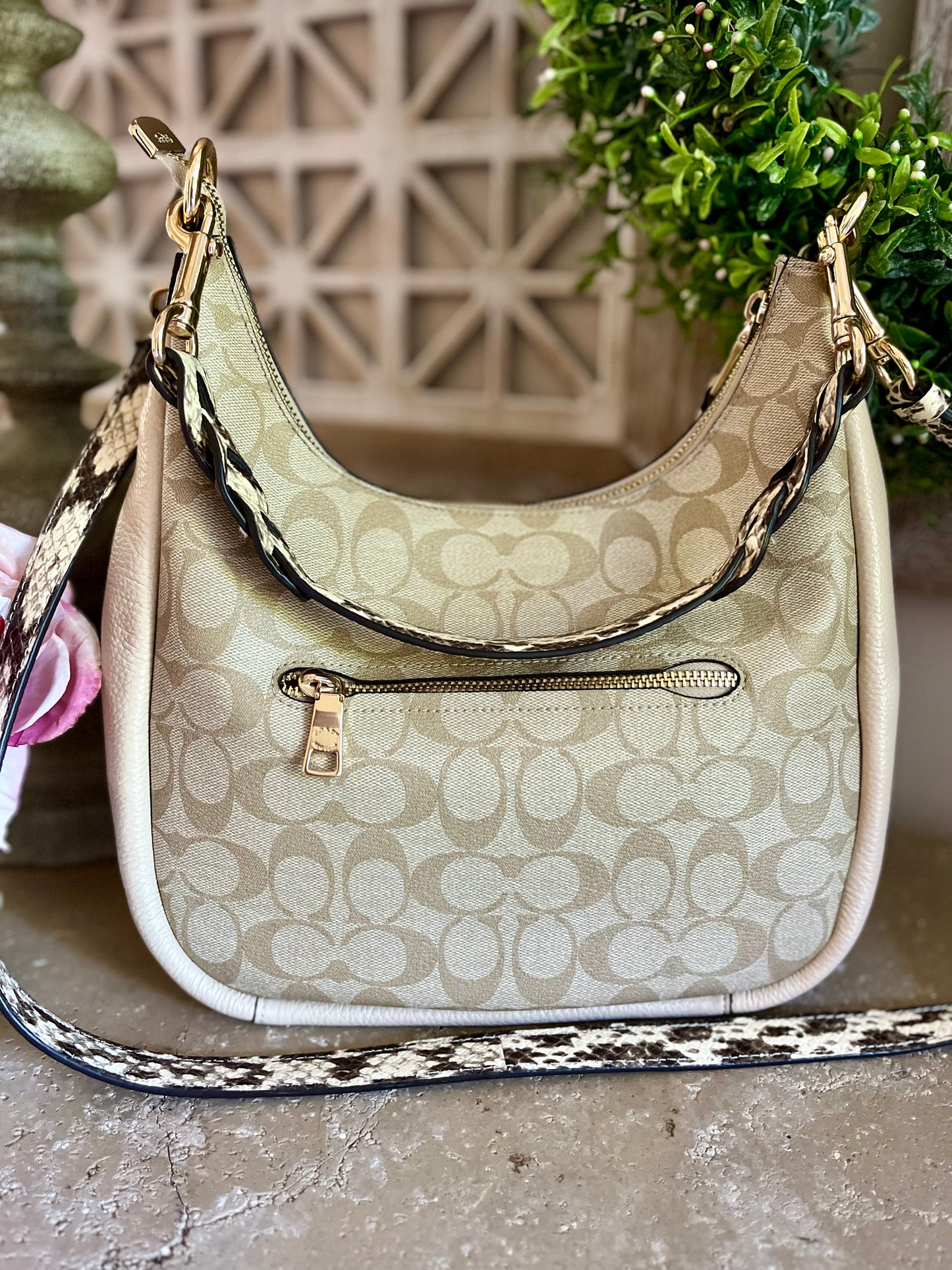 Coach Signature Jules Hobo Medium Shoulder Bag