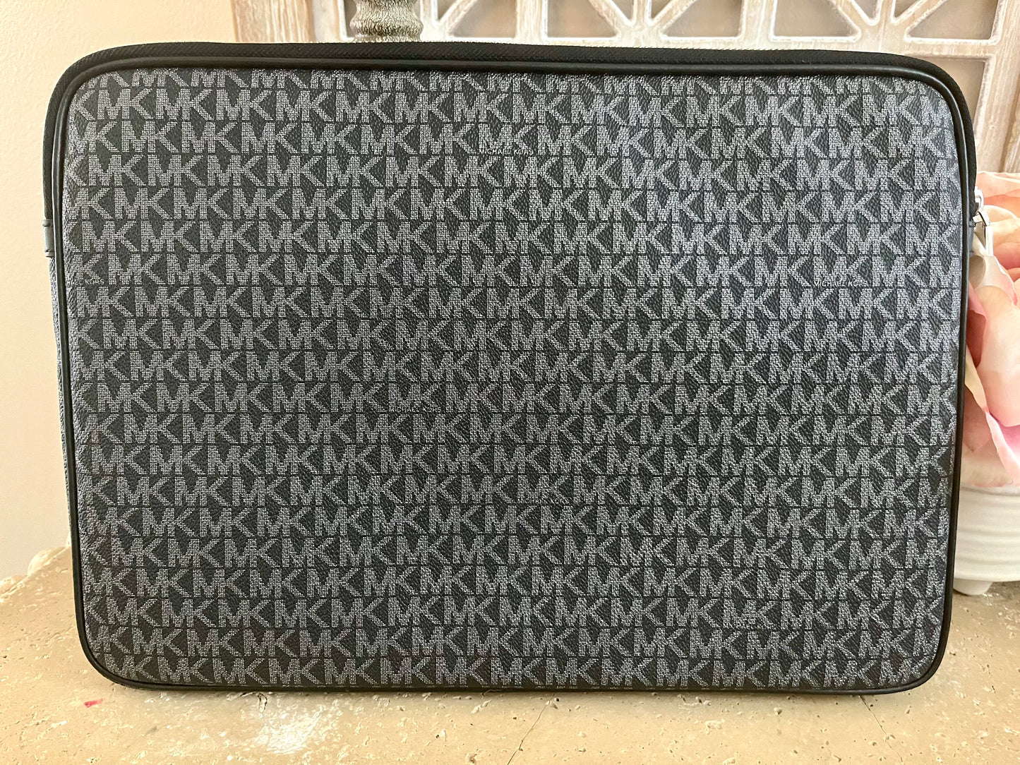 NEW Michael Kors Black Logo Stripe Laptop Case