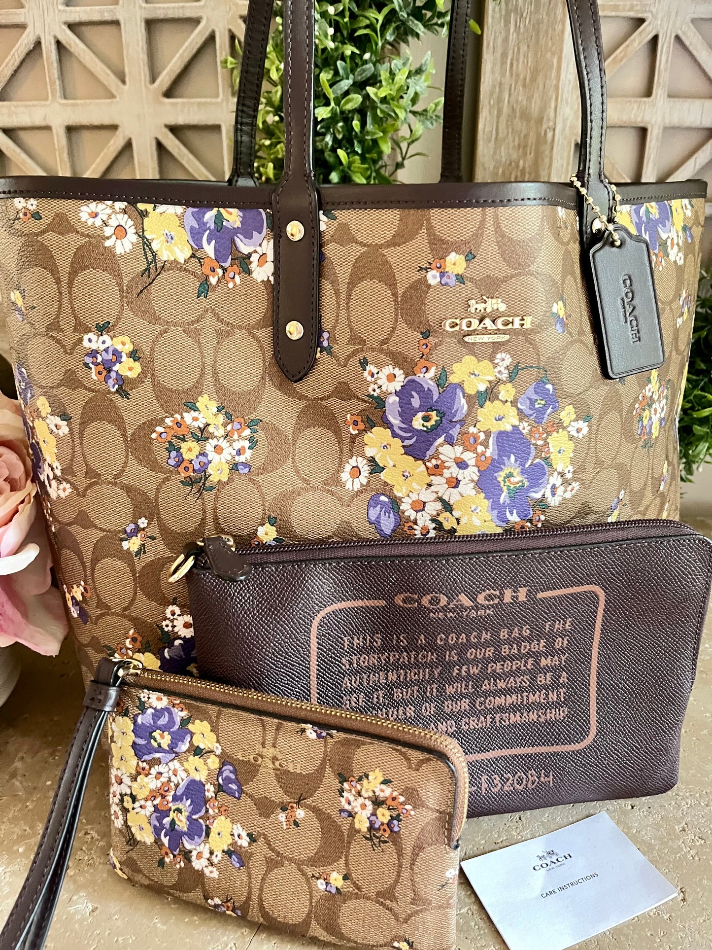 Coach Signature Floral Large Tote with 2 Matching Wristlets