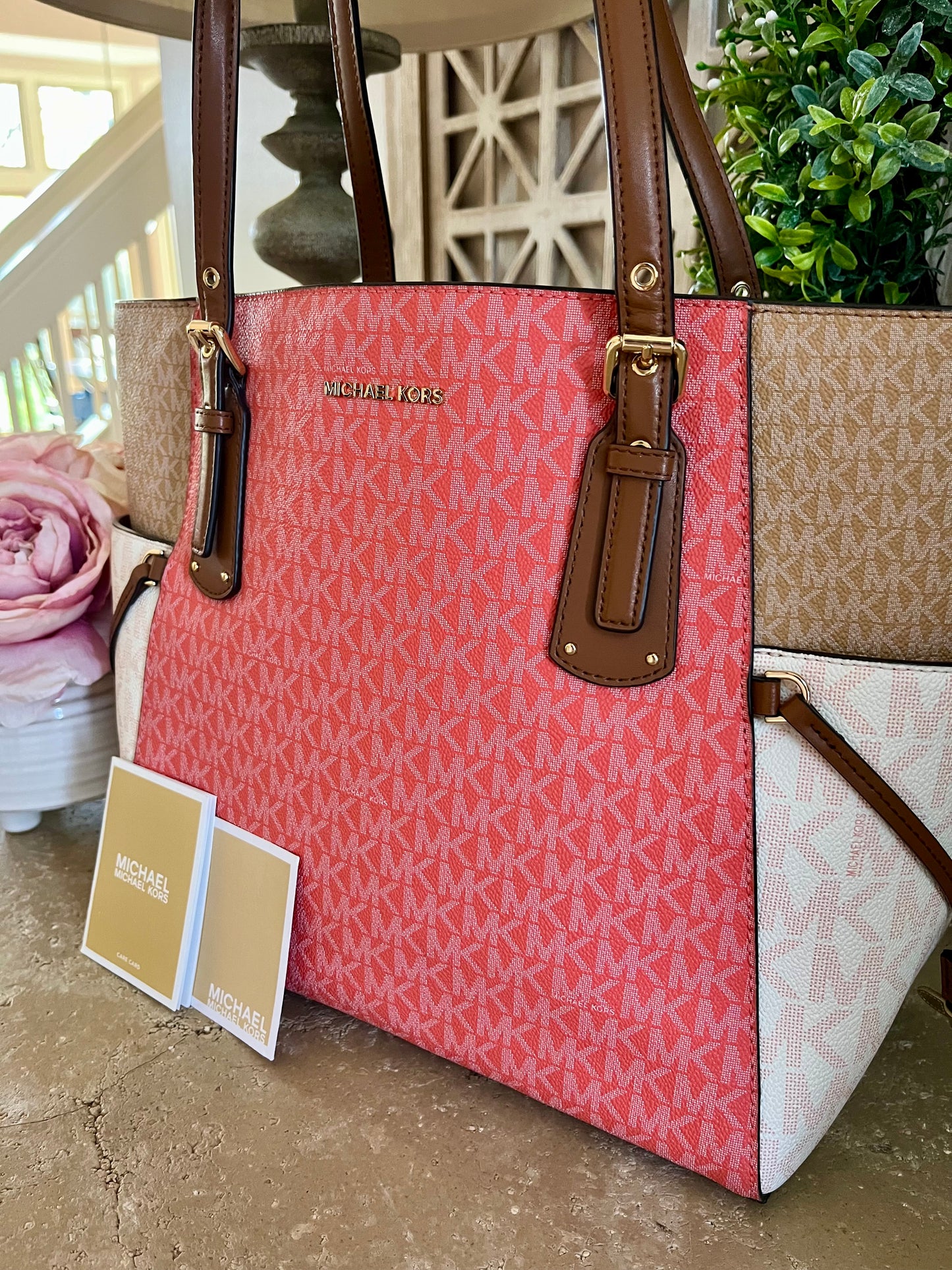 NEW Michael Kors Sherbet Logo Large Voyager Tote