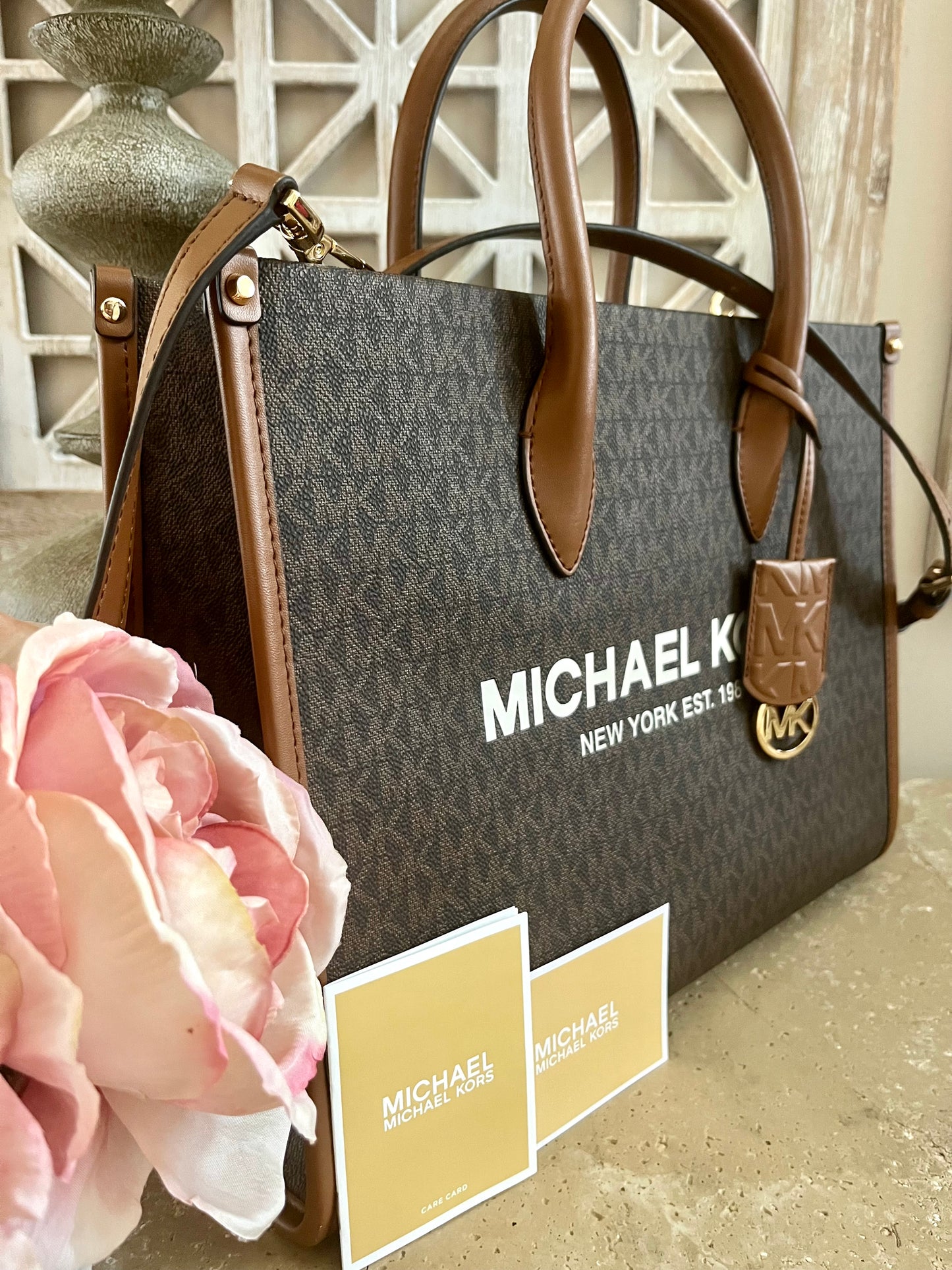 NEW Michael Kors Large NY Logo Tote Bag