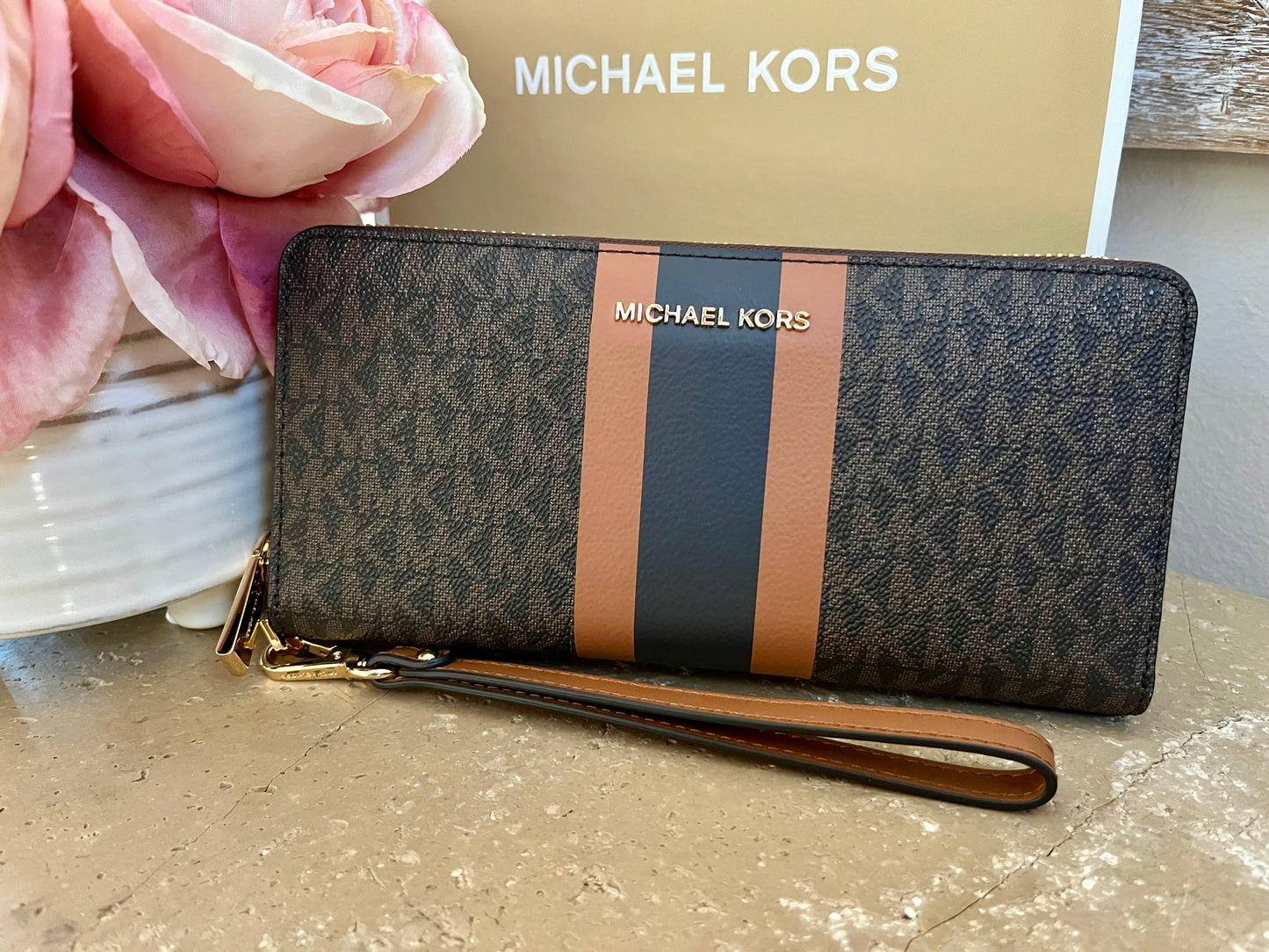 NEW Michael Kors Large Logo Stripe Zip Wallet