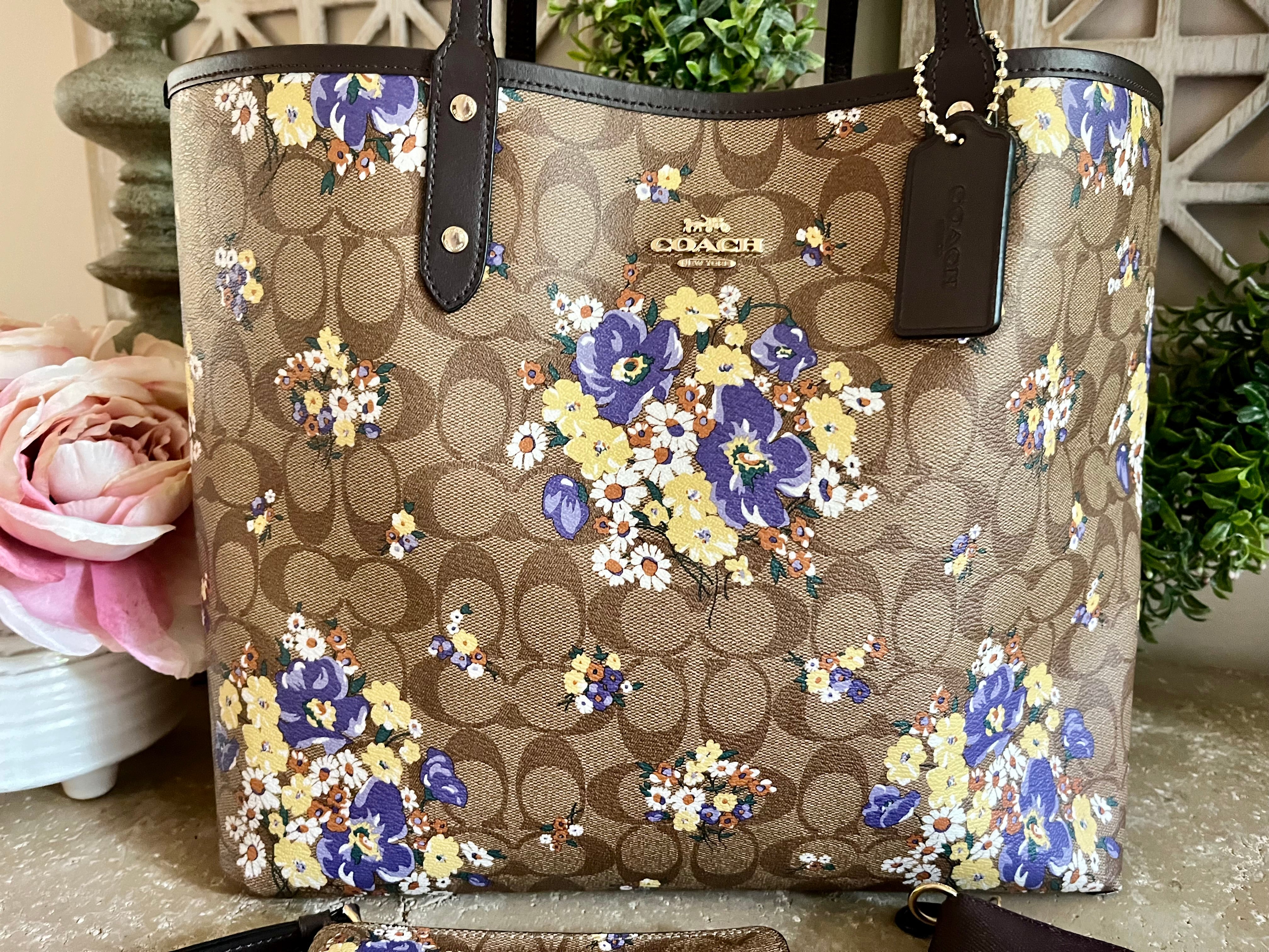 Coach large tote online