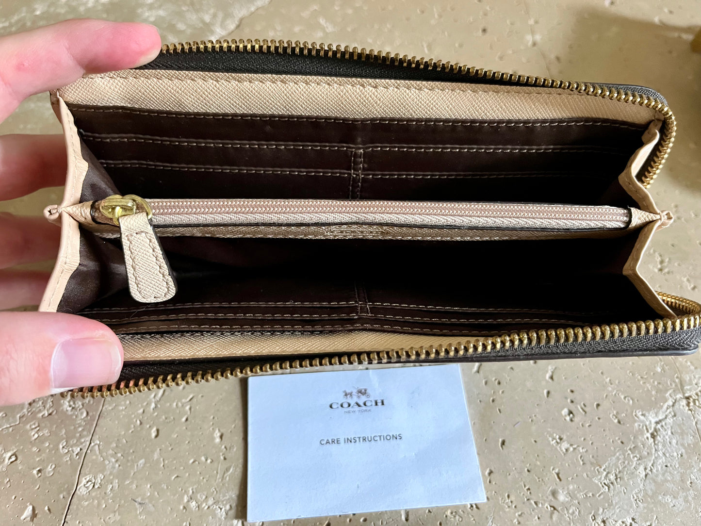 Coach Large Signature Zip Wallet