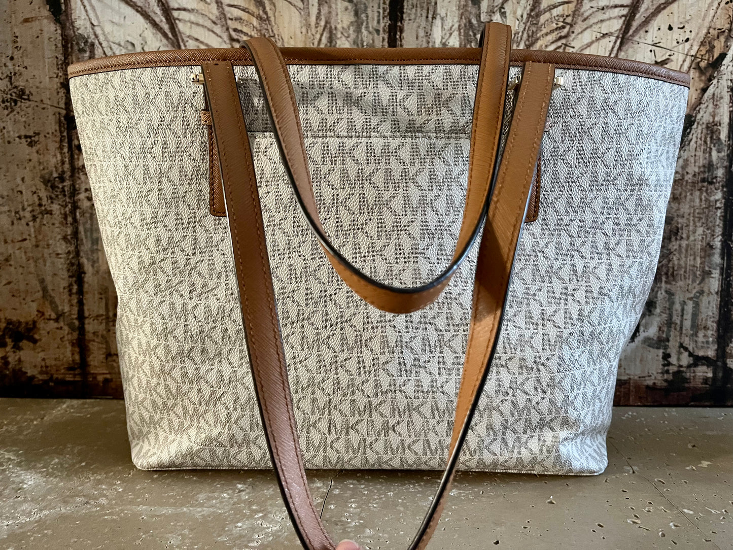 Michael Kors Large Vanilla Logo Open Tote