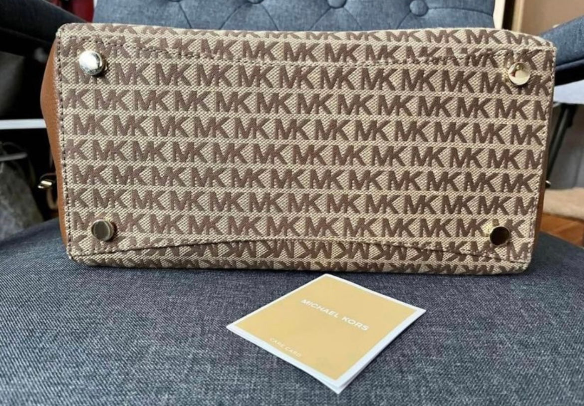 Authentic Michael Kors Never-full bag with large