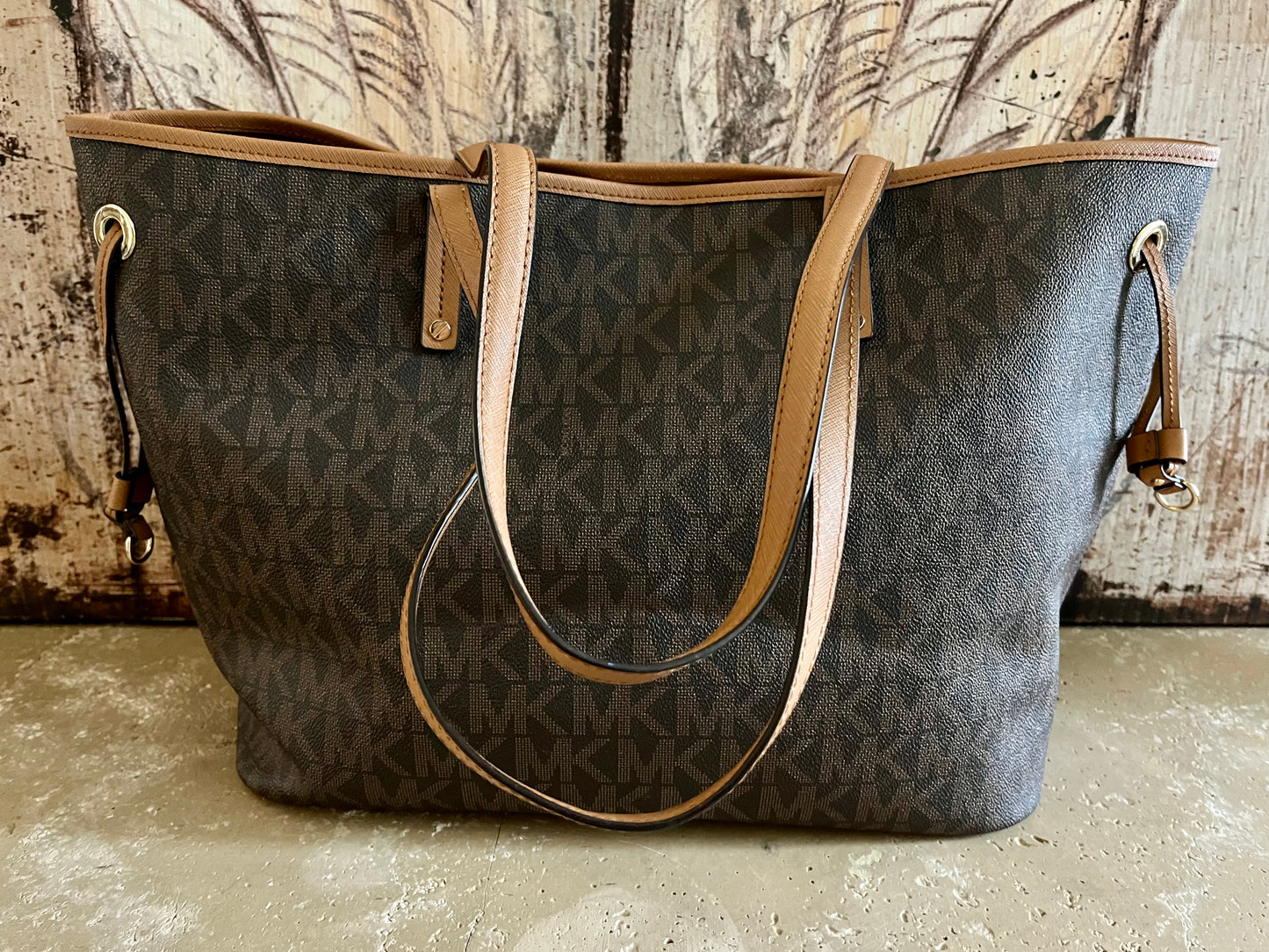 Michael Kors Large Neverfull Drawstring Open Tote with Matching Wristlet