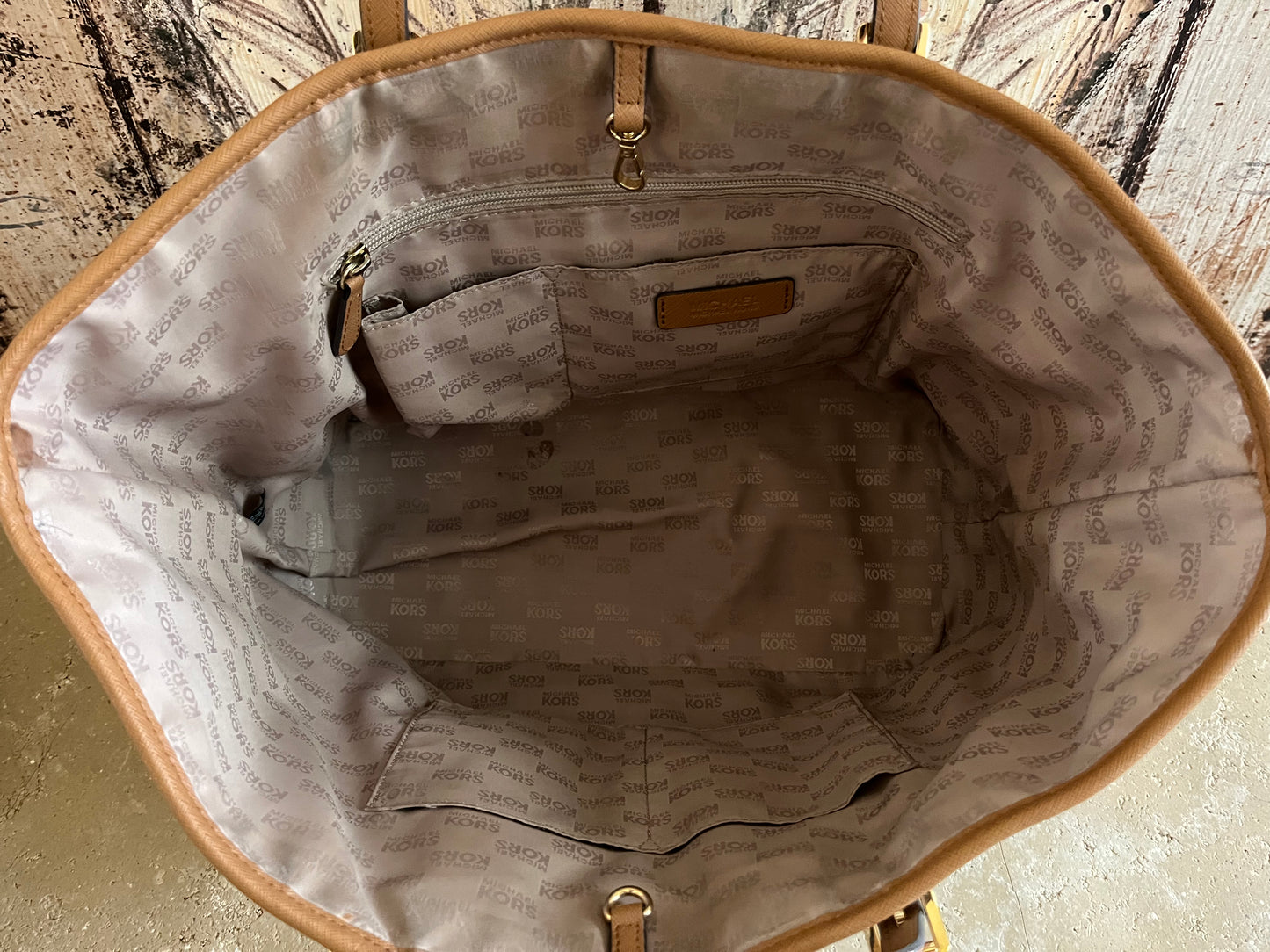 Michael Kors Large Vanilla & Gold Logo Open Tote